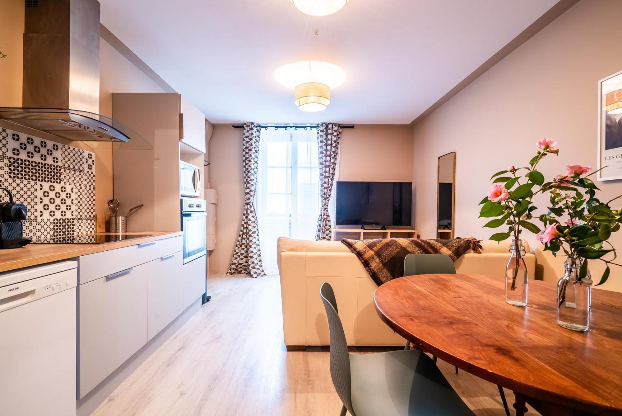 Mon - Gare De - Duplex 2 - Parking En Supp *