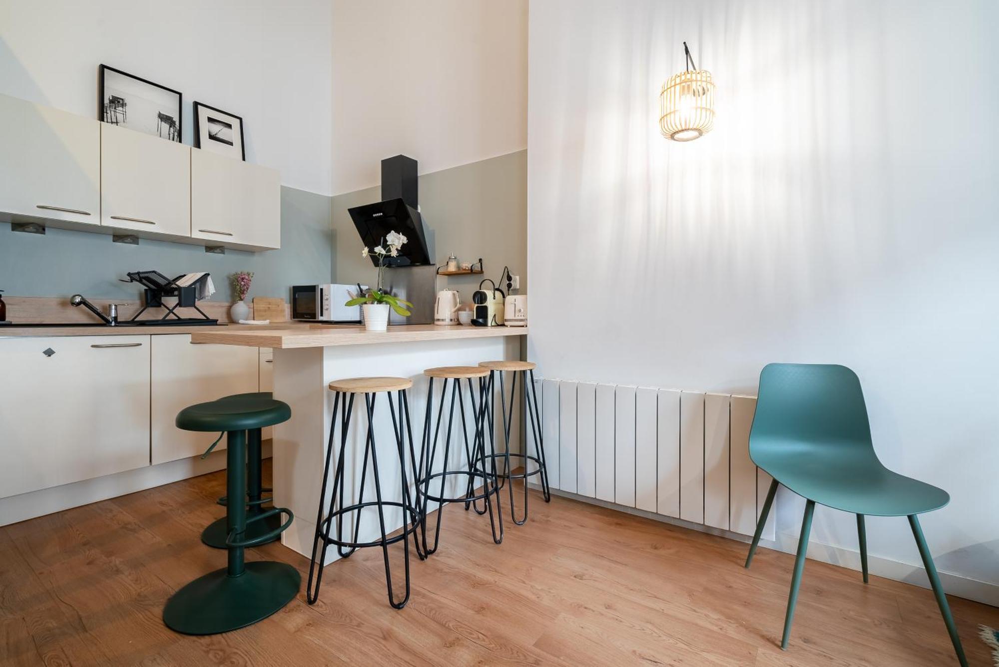 Mon - Gare De - Duplex 2 - Parking En Supp Apartment *